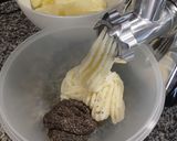 A picture of step 4 of Yuca and Chia Waffles.