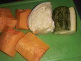 Puchero de pollo y caracú de cerdo