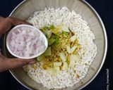 A picture of step 6 of Jhal muri.