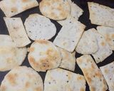 Foto del paso 3 de la receta: Galletitas saladas tipo “crackers”, fáciles y deliciosas!