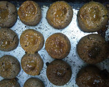 Foto del paso 5 de la receta: Pepas de chocolate y dulce de leche (sin manteca)🍫🍫