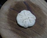 A picture of step 15 of Masoor dal khasta kachori chat.