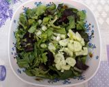 Pas rețetă Salată de vară cu macrou 2 fotografie