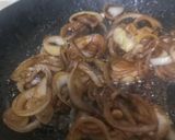 A picture of step 3 of Caramelized Onion.