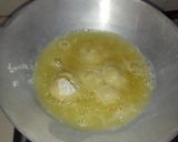 Foto langkah ke 7 dari resep Bakso goreng mekar.