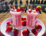 સ્ટ્રોબેરી મીલ્કશેક (Strawberry Milkshake Recipe in Gujarati) રેસીપી સ્ટેપ3ફોટો