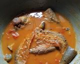 A picture of step 5 of Pabda Fish Curry.