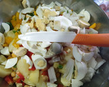 Foto del paso 3 de la receta: Ensalada de verano con Garbanzos y Guisantes