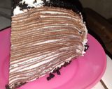 Foto langkah ke 4 dari resep Oreo crepe cake.