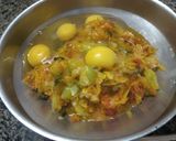 Foto del paso 3 de la receta: Tortilla de verduras y huevo mediana