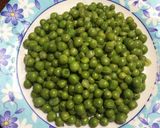 A picture of step 1 of Green Peas Poori.