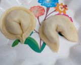 A picture of step 4 of Duck shape samosa.