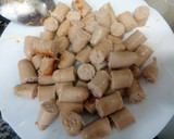 Foto del paso 3 de la receta: Lentejas con salchichas de pollo