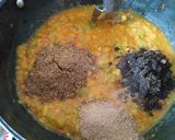 A picture of step 7 of Black pav bhaji.