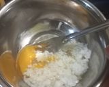 Foto langkah ke 1 dari resep Telur Dadar Nasi.