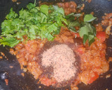 மாசி கருவாடு தொக்கு(maasi karuvadu thokku recipe in tamil) ரெசிபி ஸ்டேப் 4 புகைப்படம்
