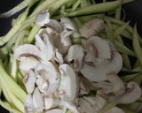 Foto del paso 7 de la receta: Tallarines de Zuchinni con Langostinos