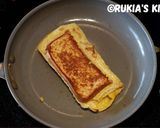 A picture of step 2 of French toast.