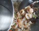 Foto langkah ke 4 dari resep Oseng Kikil.