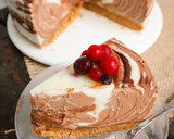 Foto del paso 6 de la receta: Tarta tres chocolates marmolada 🍫