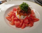 Foto del paso 3 de la receta: Ensalada de tomate y burratina