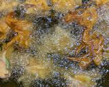 A picture of step 3 of Crispy Crunchy Pakoray.