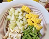 Foto langkah ke 1 dari resep Sayur Asem Jakarta.