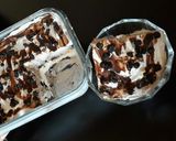 A picture of step 6 of Frozen Oreo Cream.