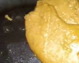 A picture of step 3 of Besan Halwa.