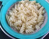 A picture of step 4 of Red Sauce Pasta.