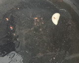 Foto del paso 3 de la receta: 🐔Pollo en pepitoria🥚 🌺🥜