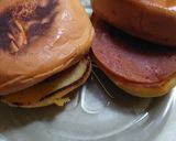 Foto langkah ke 4 dari resep Burger Mini Favorit Anak.
