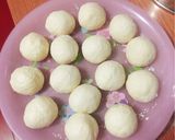 Hình bước làm 4 của món Custard buns