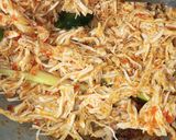 Foto langkah ke 1 dari resep Cireng Isi Ayam Suwir Pedas.