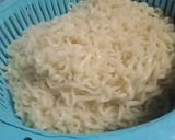 Foto langkah ke 3 dari resep Mie goreng sayur.