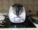 Foto del paso 1 de la receta: Merluza al vapor y crema de calabaza a la cúrcuma con Thermomix