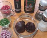 Foto del paso 1 de la receta: Ensalada de betabel con granada