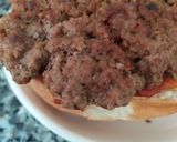 Hình bước làm 5 của món Hamburger bò trứng