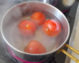 Foto del paso 2 de la receta: Crema de tomate -con mozzarella frita y pesto-
