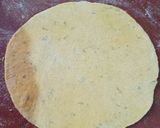 A picture of step 3 of Dal Paratha.