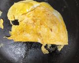 Foto langkah ke 2 dari resep Telur Dadar Bakar Madu.