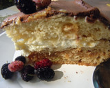 Foto del paso 5 de la receta: Torta rellena con dulce de leche, crema chantilly y cubierta de mousse