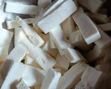 A picture of step 1 of Paneer Jalfrezi.