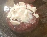 Foto del paso 1 de la receta Doble Cheese burger de Queso Azul y escamas de Parmesano