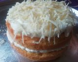 Foto langkah ke 9 dari resep Bolu Classic Topping cream dan Keju Mudah takaran sendok.