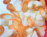 Foto langkah ke 3 dari resep Sayur sop baso simple.