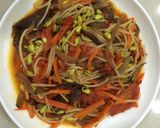 Foto langkah ke 3 dari resep Tumis taoge & tomat,menu sederhana.