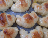 Foto del paso 6 de la receta: Medialunas sin manteca ni hojaldre!