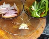 A picture of step 2 of Hakka Noodles.