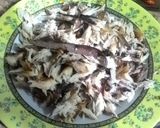 Foto langkah ke 3 dari resep Ikan Pindang Salem Suwir Pedas Mudah.